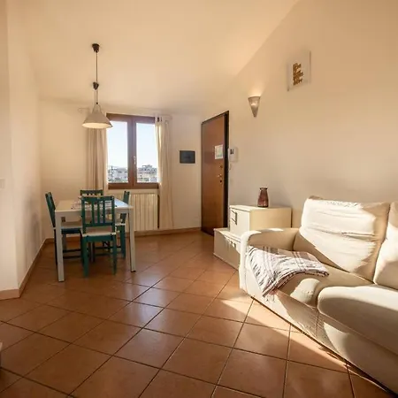 Charming House -10 Min Walk To The Center- * أولبيا