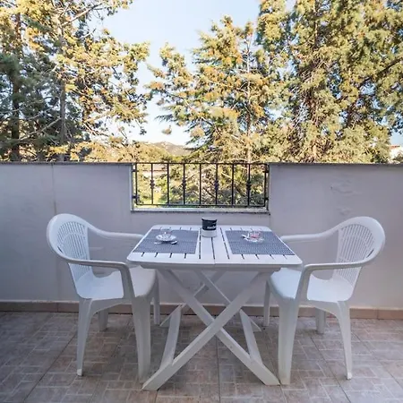 Charming House -10 Min Walk To The Center- Διαμέρισμα *